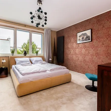 Coastal Breeze Apartment